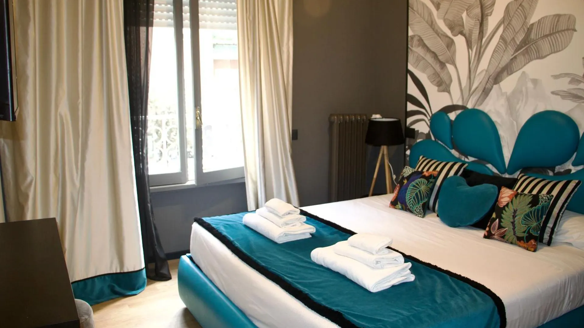Xcross Suites Roma 0*, Rome Italy