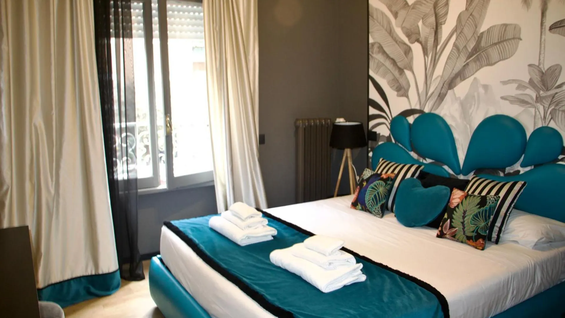 Xcross Suites Roma Rome